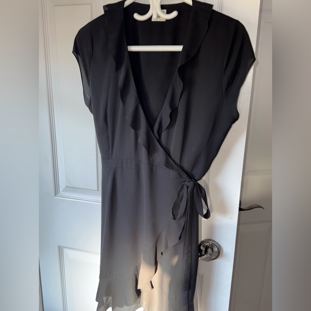 Aritzia Sunday Best Wrap Dress - Picture 2 of 7